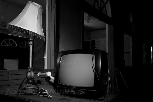 lonely tv-1.JPG
